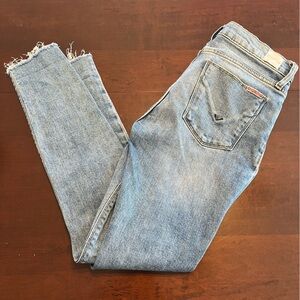 Hudson Mid-Rise Natalie Super Skinny Denim Jeans- 4/27
